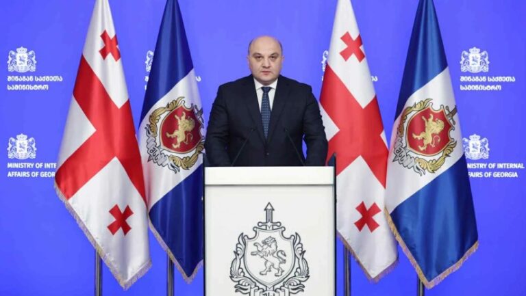 aleqsandre-darakhvelidze_w_h-1