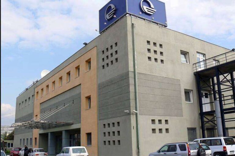 45108066_319582958842870_4179287956814561280_n